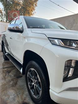 ميتسوبيشي L200